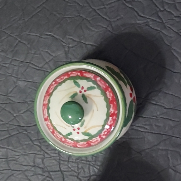 Temptations by Tara Sugar w/Lid &Creamer Red/Green Holly Design - Picture 4 of 8